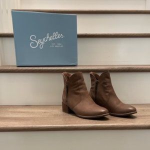 Seychelles "Lucky Pennies" Sued Ankle Boot